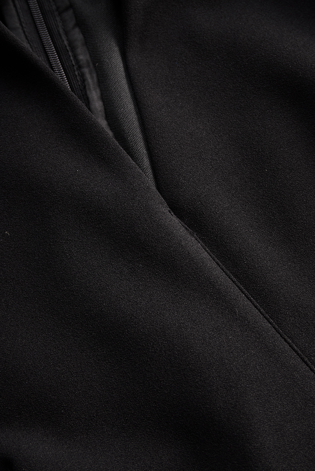 Fernley - Refined Midi Dress
