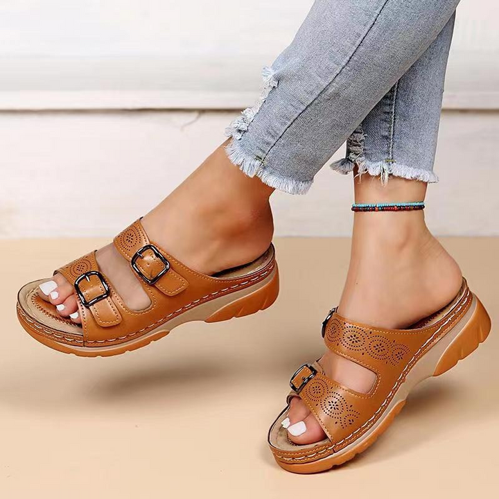 Thyra - Women's Orthopedic Adjustable Sandals