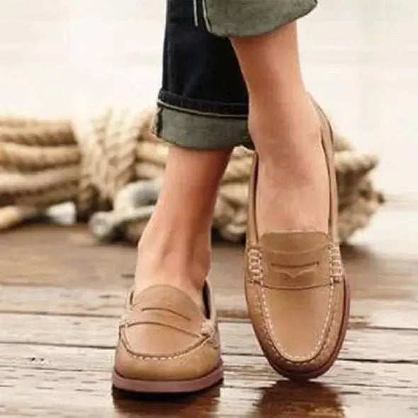 Britta - Timeless Loafer Shoes