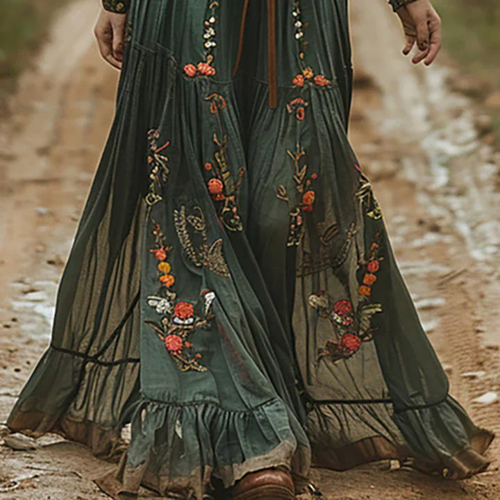 Paityn - Romantic Floral Maxi Dress