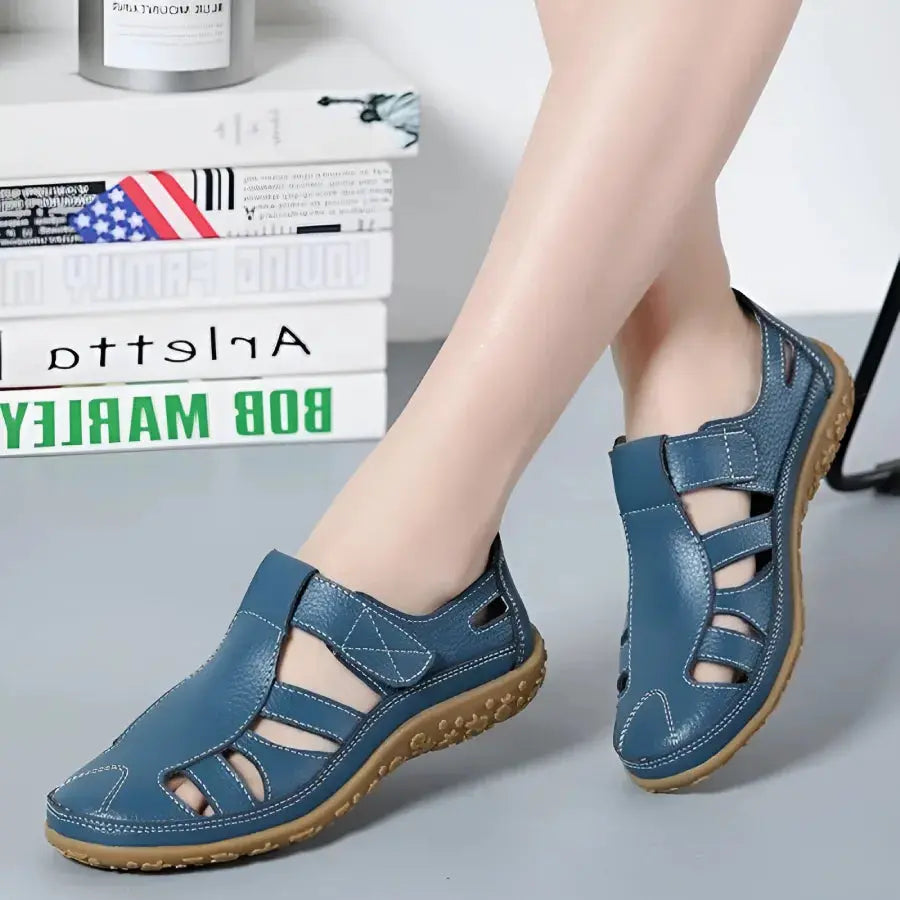 Bunny - Vintage Leather Velcro Sandals