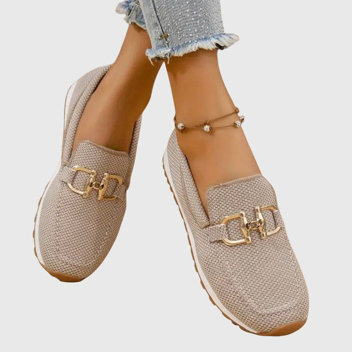 Leona | Classic Poise Loafers
