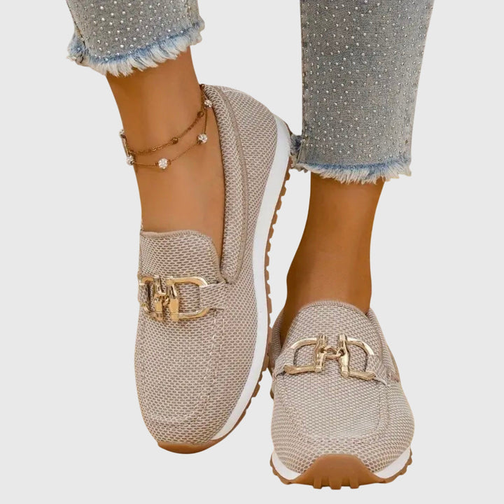 Leona | Classic Poise Loafers